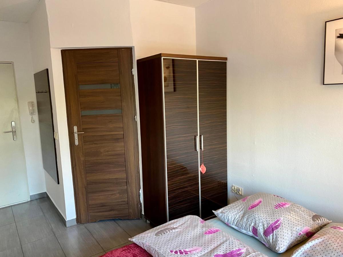 Aparthotel Superjednostka קטוביץ מראה חיצוני תמונה