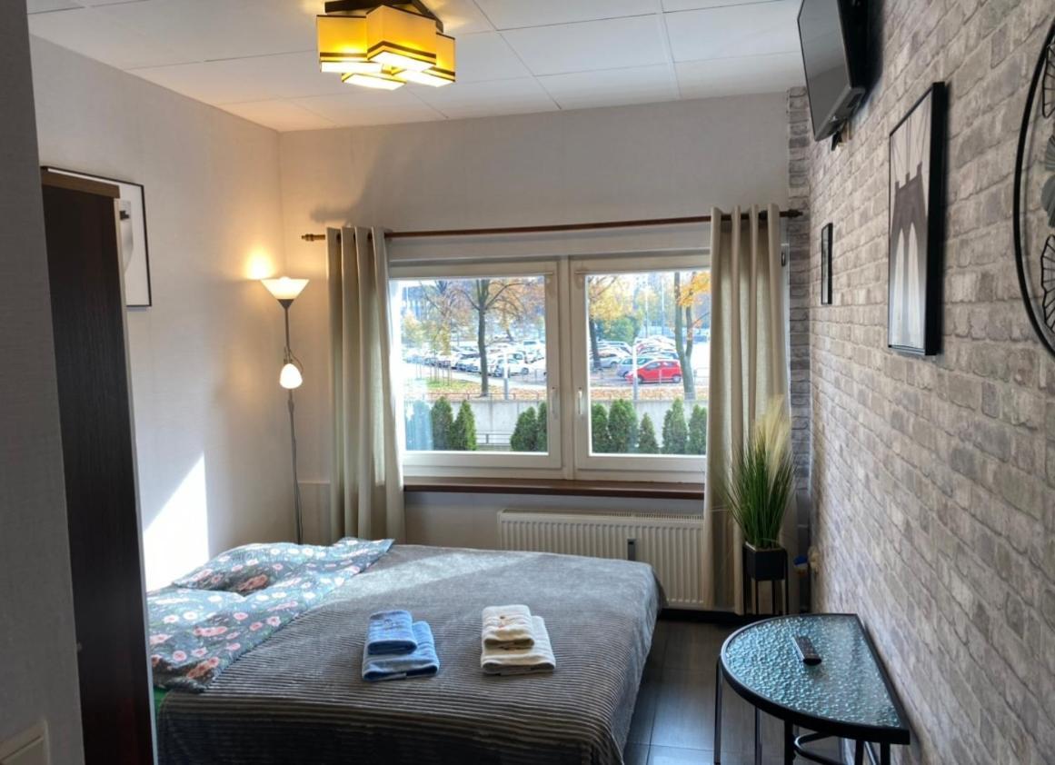 Aparthotel Superjednostka קטוביץ מראה חיצוני תמונה